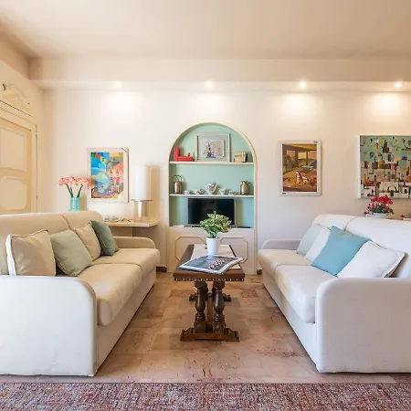 Lejlighed Chic House: Stylish And *